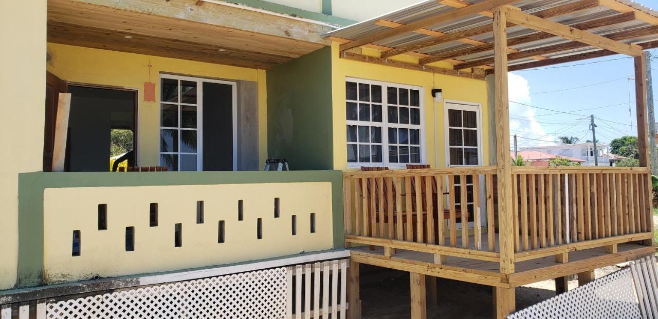 Pal'S On The Beach - Dangriga, Belize מראה חיצוני תמונה