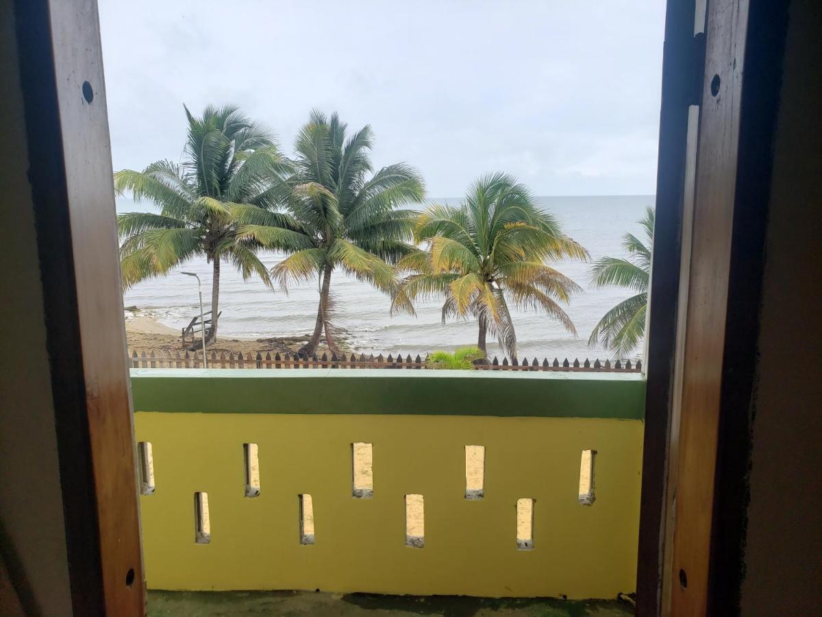 Pal'S On The Beach - Dangriga, Belize מראה חיצוני תמונה
