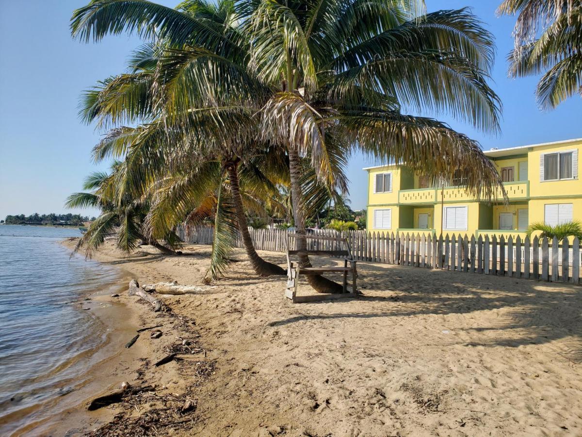 Pal'S On The Beach - Dangriga, Belize מראה חיצוני תמונה